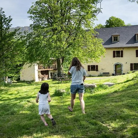 Les Terres Neres Nyaraló